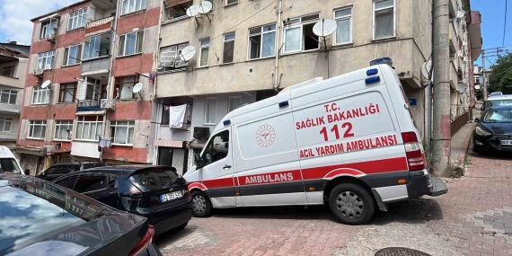 2 gündür kendisinden haber alınamayan adam evinde ölü bulundu