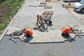 Başiskele ’de parke yol çalışmaları devam ediyor