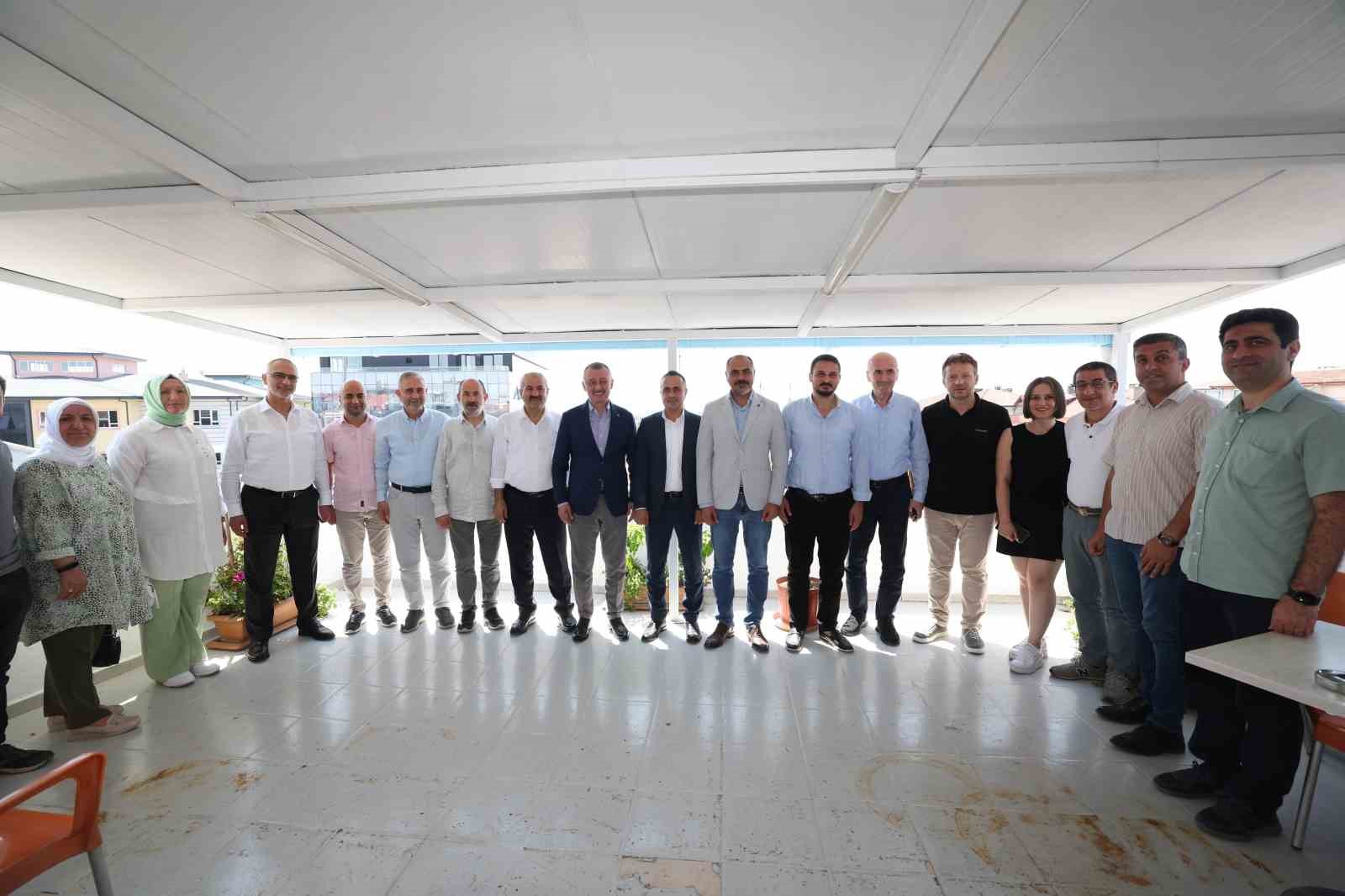 Başkan Büyükakın: "Birinci önceliğimiz kenti depreme hazırlamak"