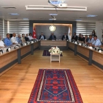 BASKİ; muhtarlarla, mahallelerin su problemini görüşüyor