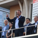 CHP Genel Başkanı Özel: “Mazeret üretmeye gelmedik, icap ederse hepimiz çıkarız çöpleri toplarız”
