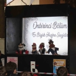 Çocuklar kukla gösterisiyle eğlendi