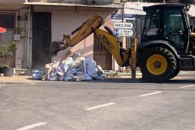 Dilovası’nda molozlar toplanıyor