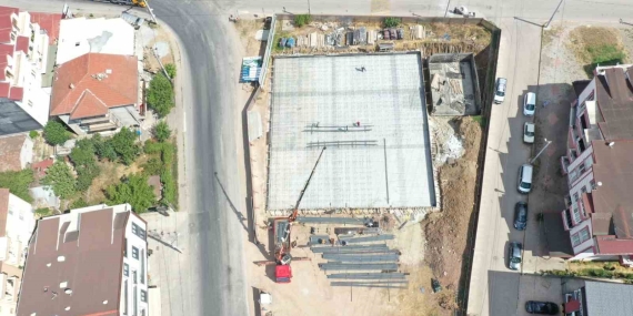Kartepe itfaiye müfreze binasında temel hazırlığı