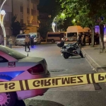 Kavgayı ayıran bekçi sırtından bıçaklandı