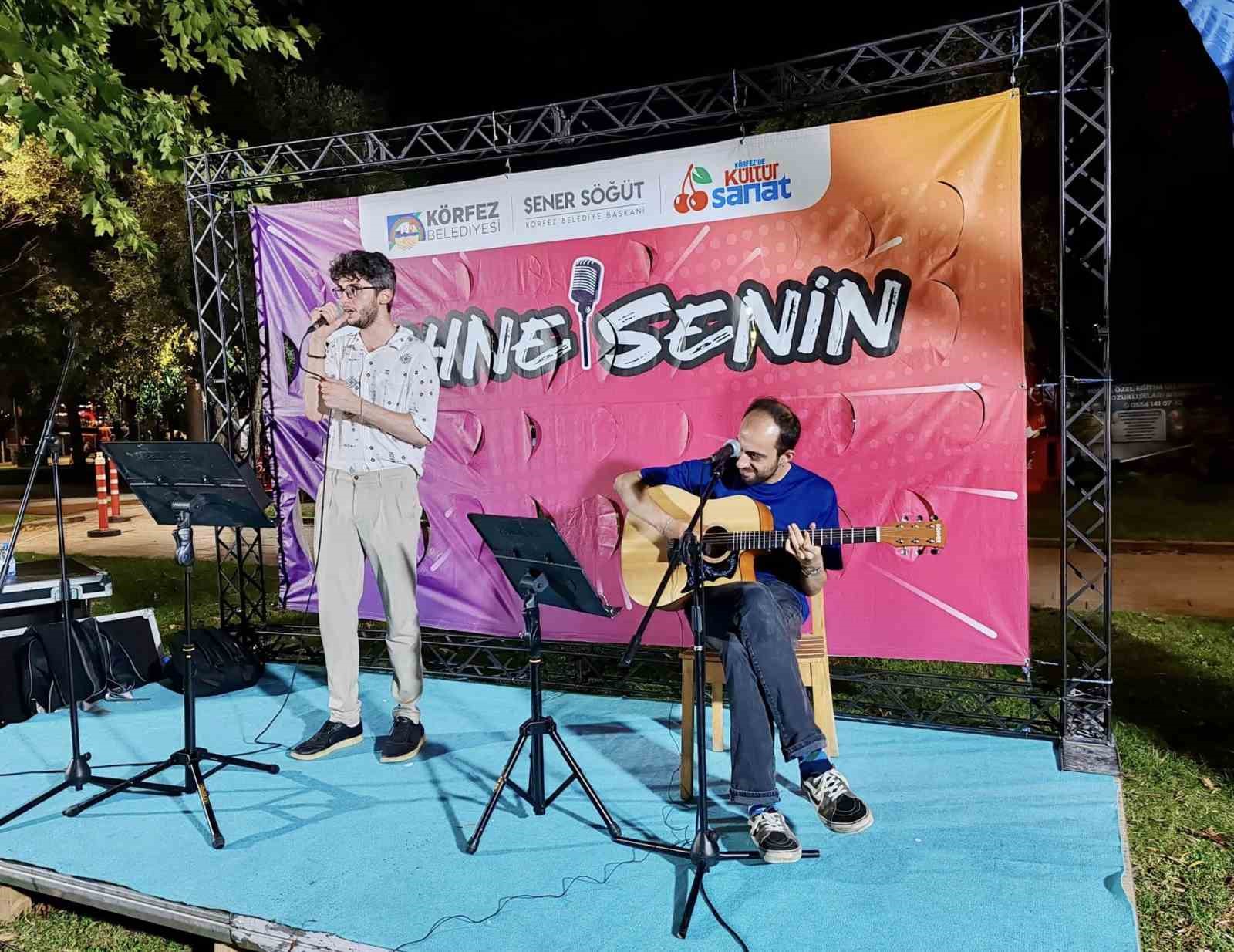 Körfez ’de sahne gençlerin