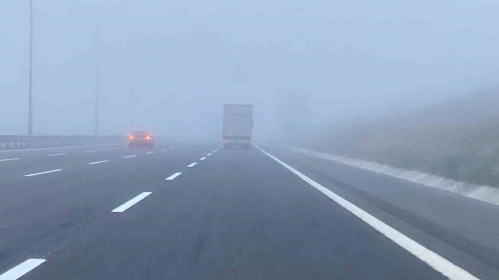 Kuzey Marmara Otoyolu ’nda sis etkili