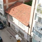 Metruk binalar birer birer yıkılıyor