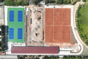 Tenis Merkezi ’nde balon kortlar boyandı