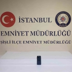 antalyadan-istanbula-tatile-gelen-aileye-hirsizlik-soku-aractan-telefonu-calip-kayiplara-karisti-MHRZGOCl.jpg