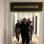 Baret ve yelek giyerek şantiye ve tırlardan 3,5 milyon liralık hırsızlık yapan zanlılar kamerada