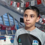 Çayırovalı minik yüzücülerin hedefleri olimpiyat