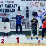 daricali-karateciler-sivastan-madalyalarla-dondu-OPdwFnF2.jpg