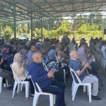 Depremde hayatını kaybedenler için eller semaya açıldı