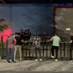 Film gibi olay, kendi mallarını alırken hırsızlık baskını yedi