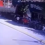 Freni boşalan kamyon dehşet saçtı: O anlar kamerada