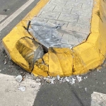 Freni boşalan kamyon dehşet saçtı: O anlar kamerada