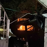 Gebze’de korkutan yangın: 3 ev alevlere teslim oldu
