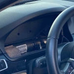 Hayalet ekran hırsızlığı: Otomobilin camını kırıp çaldılar