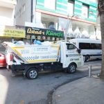 İşlek cadde ve dar sokaklarda çöp taksi hizmet veriyor