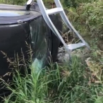 Kontrolden çıkan otomobil elektrik direğine çarparak yan yattı: 1 yaralı