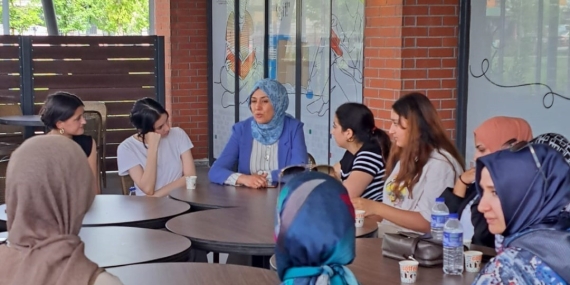 “Kütüphanede Bi Mola” etkinliği kitapseverleri buluşturuyor