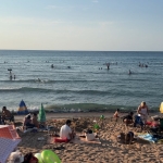 Okulların açılmasına günler kala plajlar dolup taştı