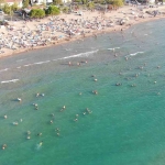 Okulların açılmasına günler kala plajlar dolup taştı