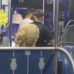 Otobüste sızan genci polis böyle uyandırdı: "Otel parası alacağız"