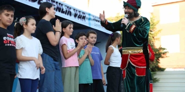 senlik-cocuklarin-ayagina-geldi-eHUbETyK.jpg