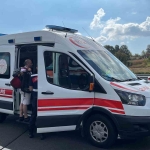 Tırla çarpışan aracın kapısı koptu: Yolcu yola düştü