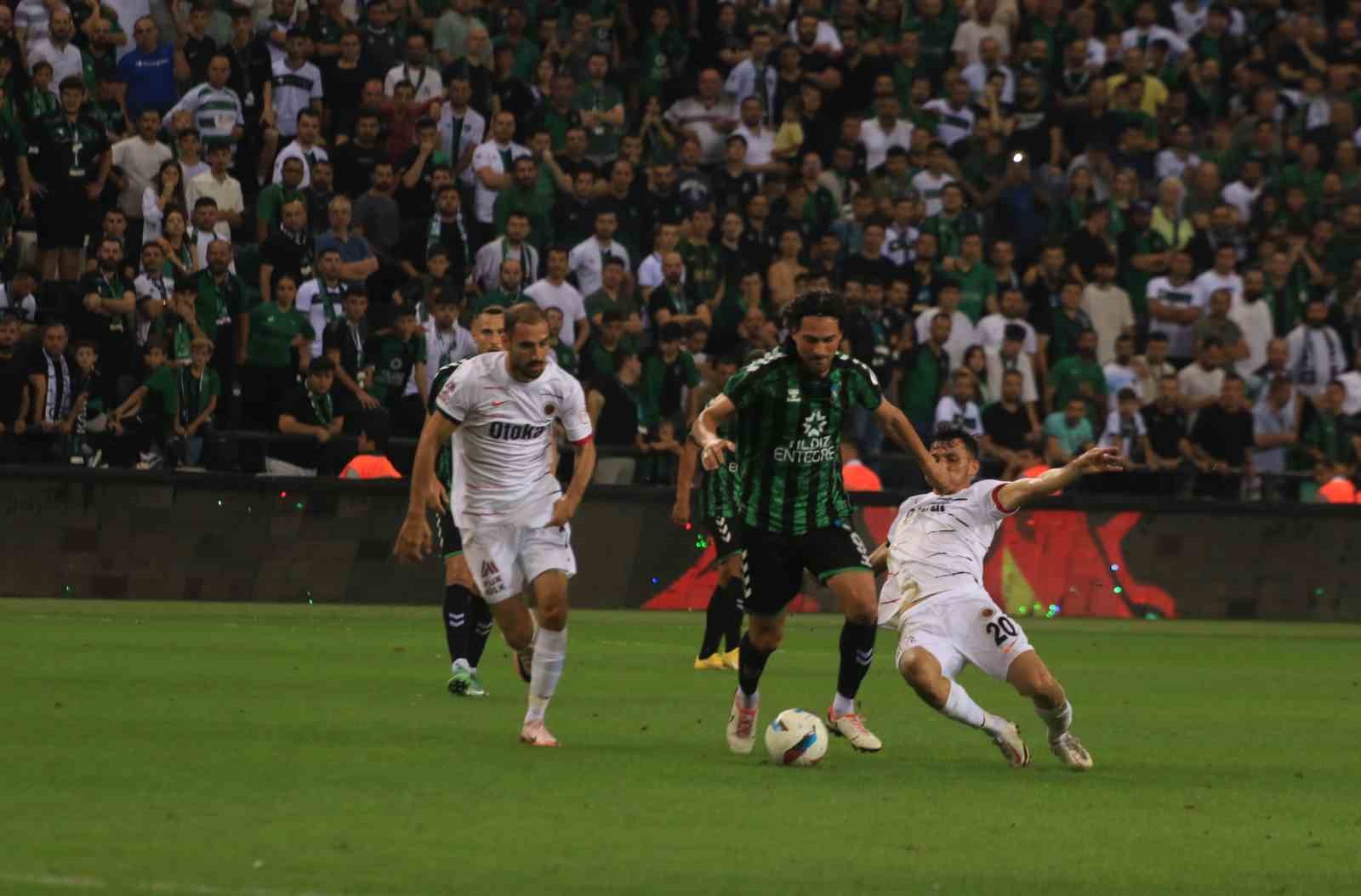 Trendyol 1. Lig: Kocaelispor: 2 - Gençlerbirliği: 1