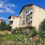 Yangında mahsur kaldılar, itfaiye kurtardı