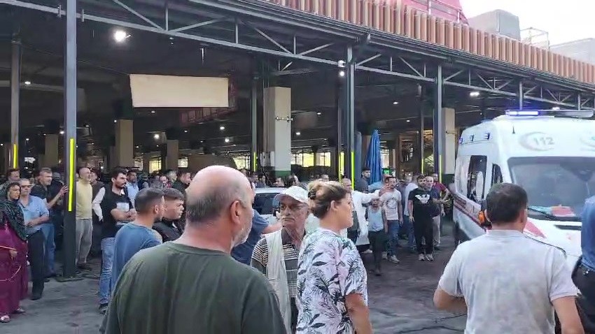 "Adam Mısın Sen" Di̇ye Başlayan Tartışmada Kan Aktı: 1 Ölü, 1 Yaralı