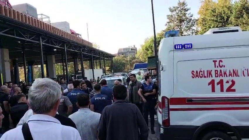 "Adam Mısın Sen" Di̇ye Başlayan Tartışmada Kan Aktı: 1 Ölü, 1 Yaralı