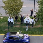 Gelin ve damat kavganın ortasında kaldı