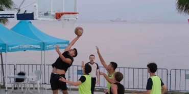 gencler-kardes-pasiyla-potada-sov-yapti-nPV5G5st.jpg