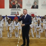 golcuk-belediyespor-bunyesindeki-taekwondo-bransinda-bulunan-330-sporcu-duzenlenen-torenle-kusak-atladi-iaPyJlqb.jpg
