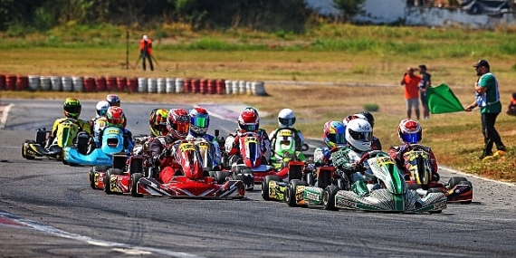 Karting 4. Ayakta Nefes Kesen Mücadele Yaşandı