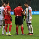 Kocaeli̇spor - Şanlıurfaspor Maçının Devre Arasında Maça Çıkmama Kri̇zi̇ Yaşandı
