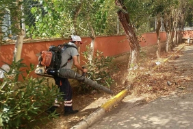 Körfez’de okul bahçeleri temizlendi