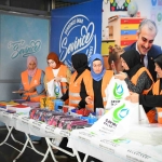 Öğrencilere kırtasiye seti hediyesi