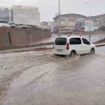 Sağanak bastırdı, Derince sular altında kaldı