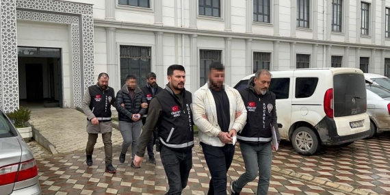Sahi̇ldeki̇ Tartışma Ci̇nayetle Bi̇tmi̇şti̇: “Dursak Duramıyor, Kaçsak Kaçamıyorduk”