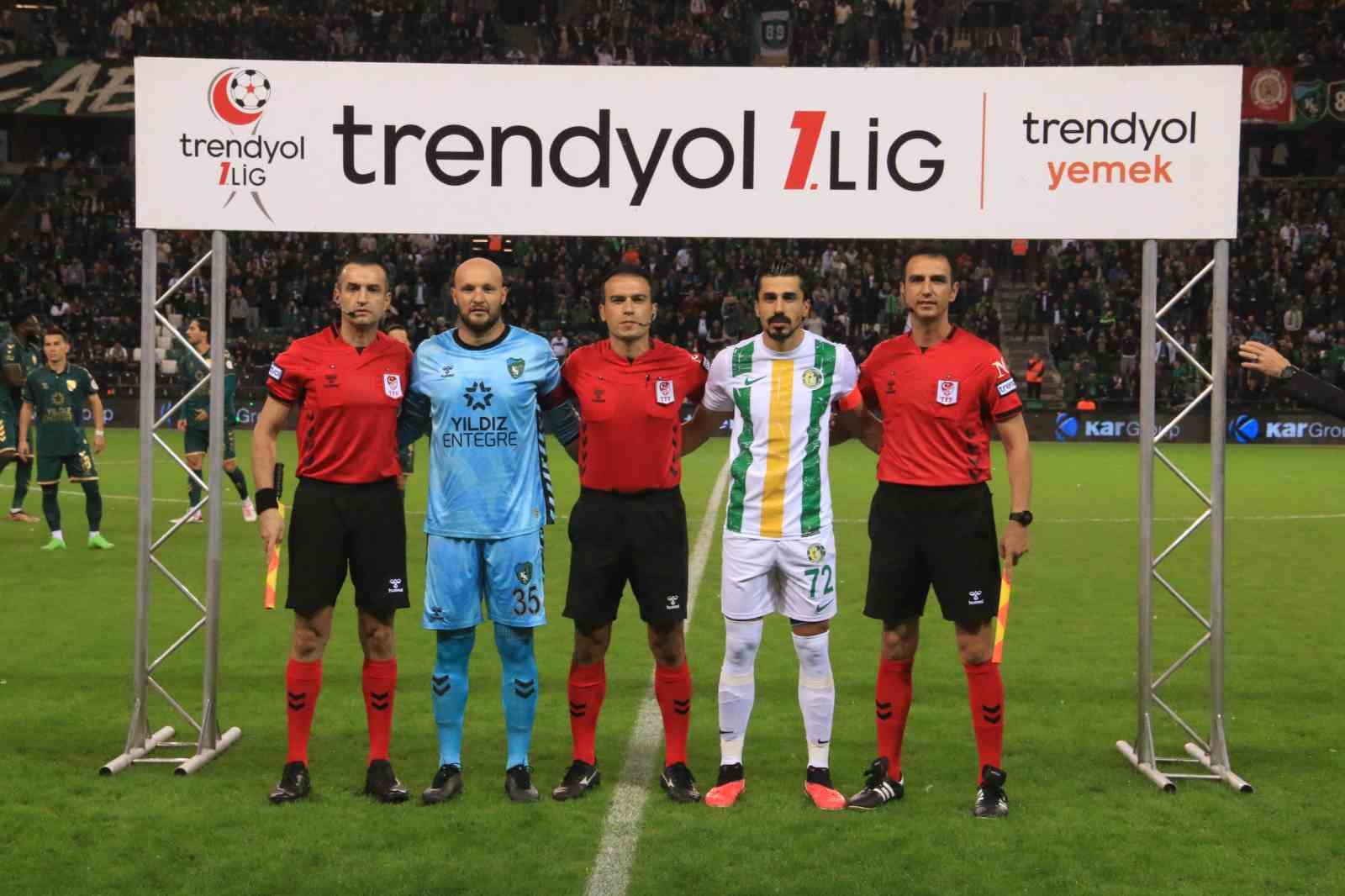 Trendyol 1. Li̇g: Kocaeli̇spor: 0 - Şanlıurfaspor: 0