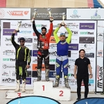 turkiye-super-enduro-sampiyonasinin-3-ayagi-kartepede-gerceklestirildi-sampiyona-da-dereceye-girenler-kupalarini-aldilar-nDI4lBBT.jpg