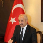 universiteyi-kazanan-genclere-5-bin-tllik-destek-XcmuengG.jpg