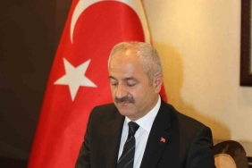 Üniversiteyi kazanan gençlere 5 bin TL’lik destek