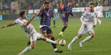 TRENDYOL 1. LİG: MKE ANKARAGÜCÜ: 4 - KOCAELİSPOR: 2