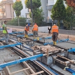 alikahya-tramvayinda-ray-betonlari-dokuluyor-iP414gCq.jpg